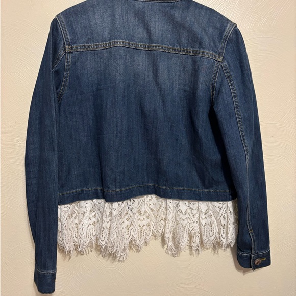 CAbi Cropped Denim Jacket Lace Hem Medium Button Front - Picture 8 of 8